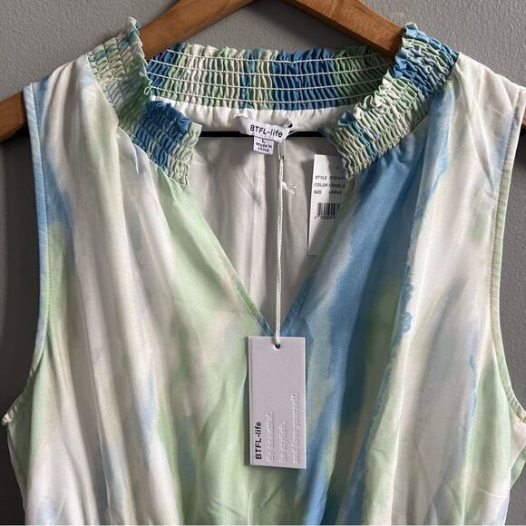 BTFL-Life Tie Dye Pleated Chiffon Dress Blue Green White NWT Size Large - Picture 6 of 13
